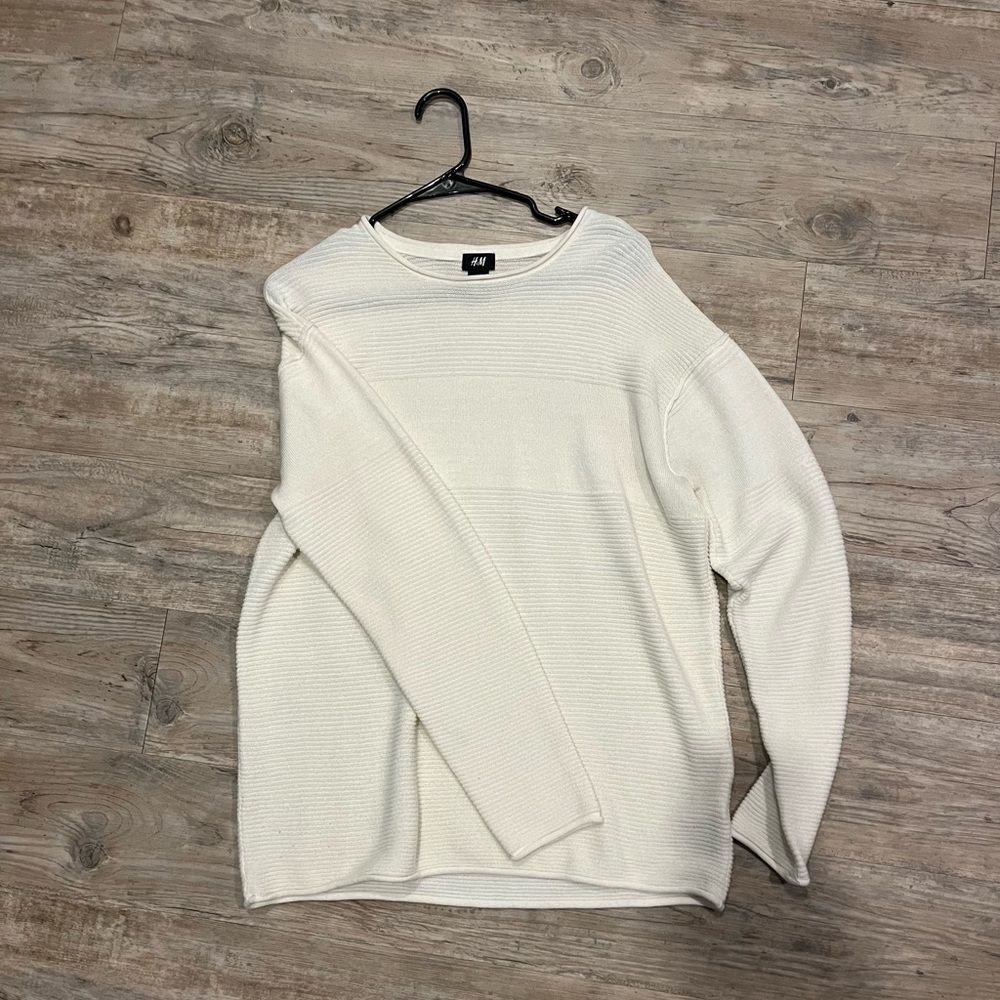 H&M mens sweater NWOT